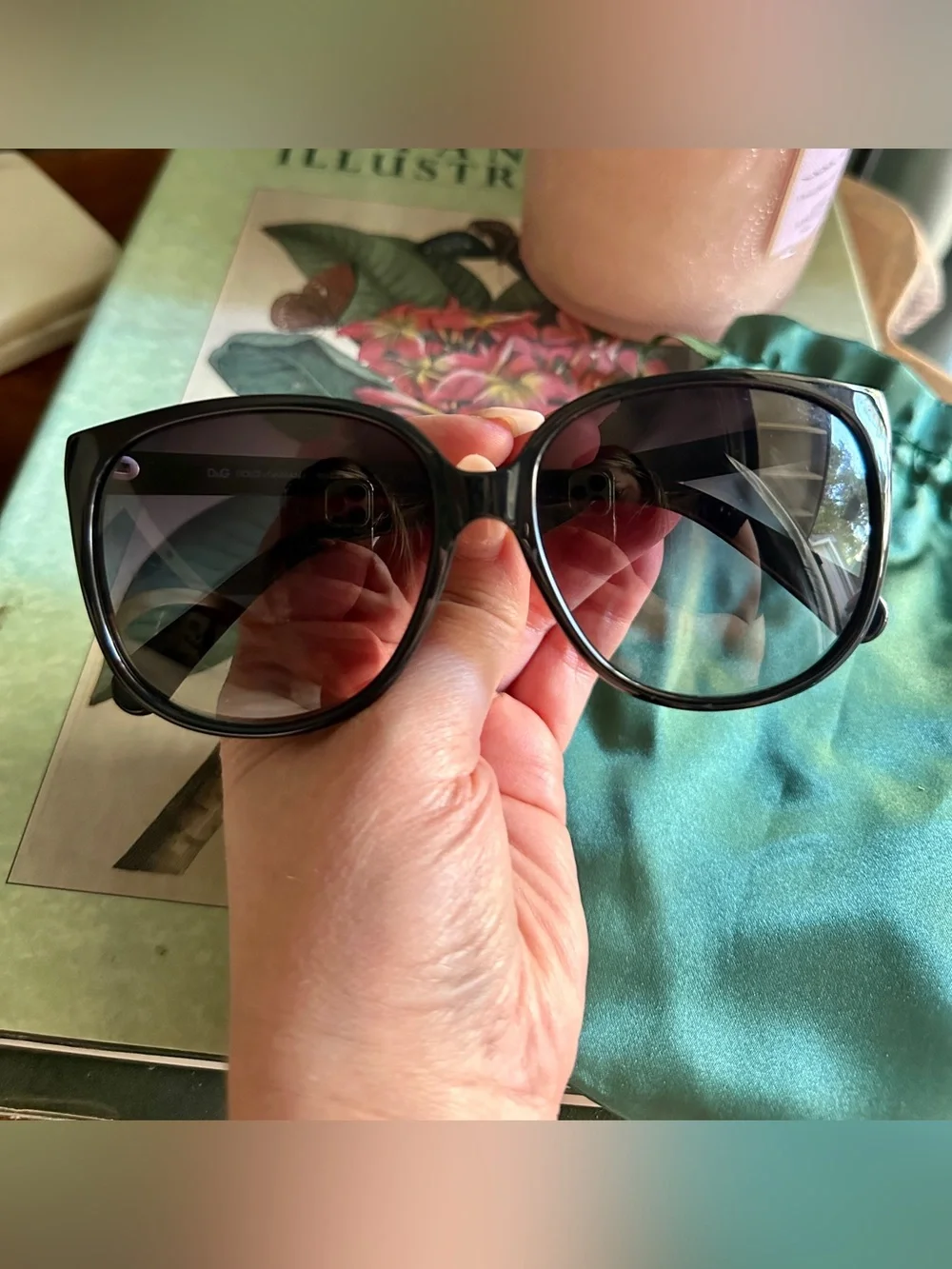 Dolce & Gabbana Black Oversized Women's Sunglasses D&G8080 501/8G 58-16 145 3N